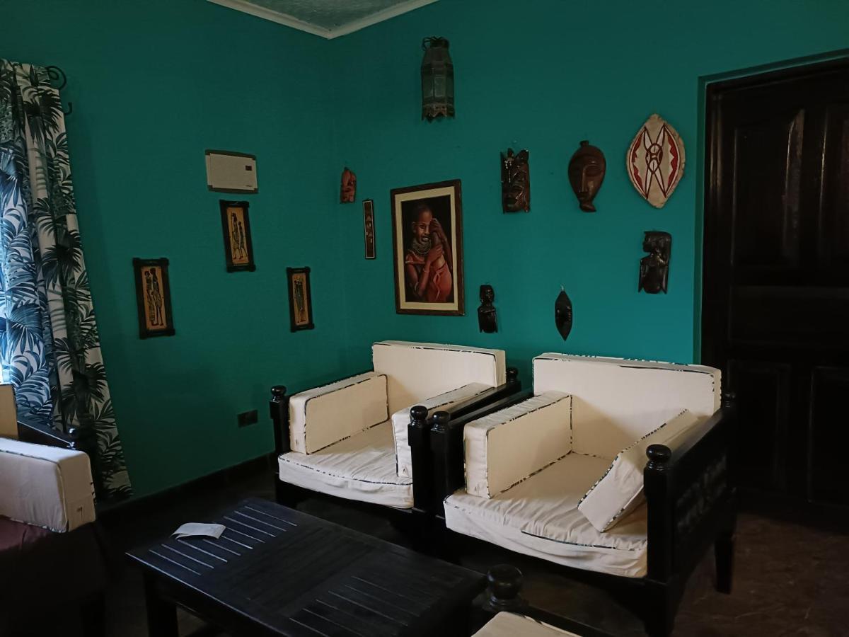 Tichi Villas - เดียนีบีช ภายนอก รูปภาพ