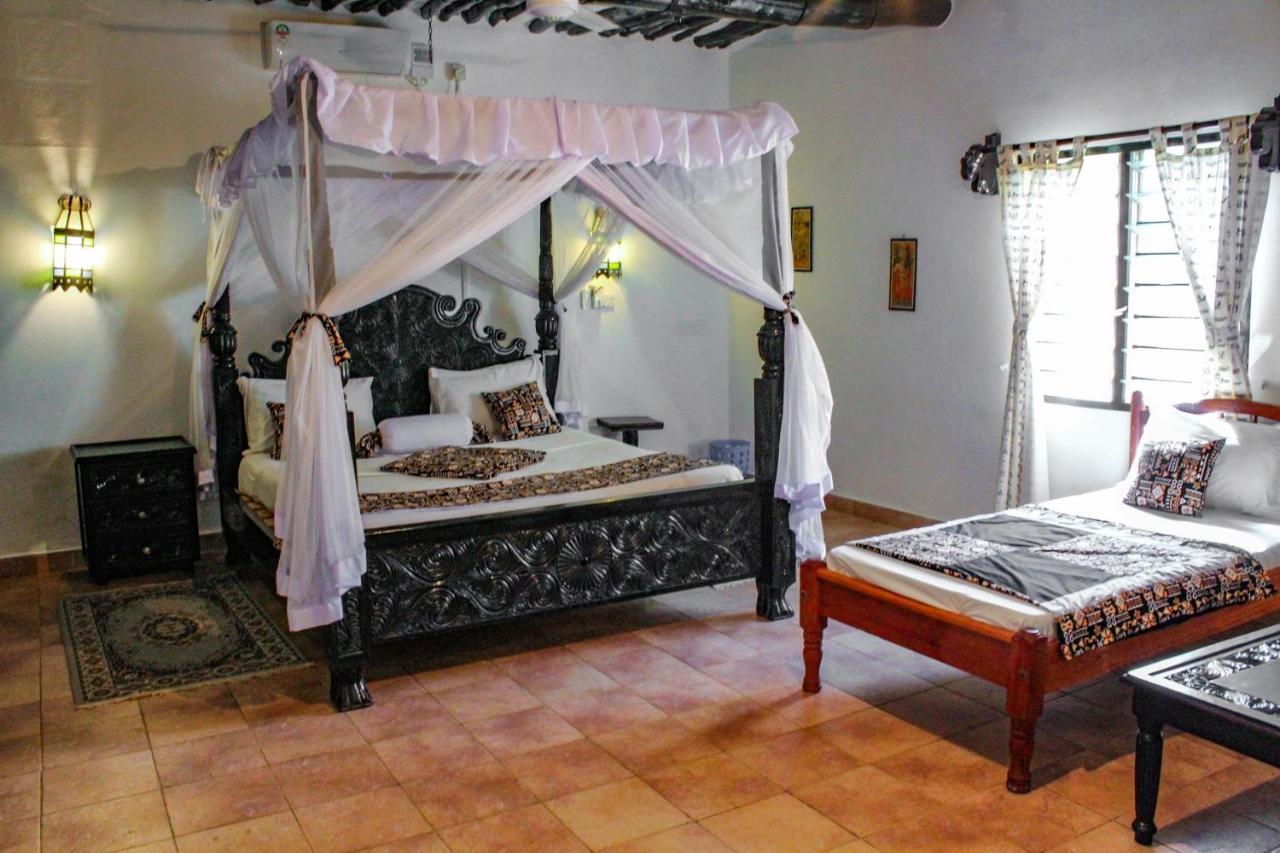 Tichi Villas - เดียนีบีช ภายนอก รูปภาพ